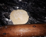 Foto del paso 2 de la receta: Bizcochos salados para mate fáciles