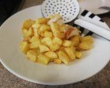 Foto del paso 4 de la receta: Lomo con patatas al ajillo