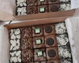 Foto langkah ke 8 dari resep Fudgy brownies shiny crust.