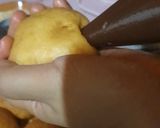 Foto langkah ke 6 dari resep Bomboloni cokelat lumer.