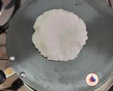 A picture of step 5 of Pathiri.