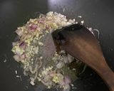 Foto langkah ke 2 dari resep Nasi Goreng Bakso.