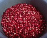 عکس مرحله 1 از دستور رب انار شفاف یا شیشه ای