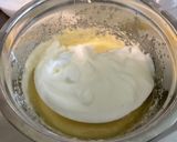 Une image de l'étape 8 de Gâteau fondant aux 3 prunes, pommes et mûres.