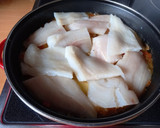 Foto del paso 4 de la receta: 244. Merluza con patatas al moscatel