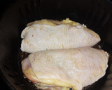 Foto del paso 3 de la receta: Pierna de pollo deshuesada al ajillo en Airfryer