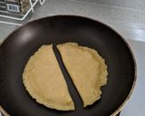 A picture of step 7 of Gobi Paratha.