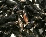 Zuppa di Cozze e ceci mussel and chickpea soup recipe step 1 photo