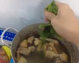 Hình bước làm 3 của món Gà Kho Xả Ớt + Canh Gà Lá Giang