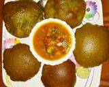 A picture of step 4 of Chana aloo with palak poori.