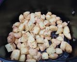 Foto del paso 4 de la receta: Papitas en cubos (en freidora de aire)