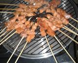 Foto langkah ke 3 dari resep Sate dadakan rasa ayam bakar ala ratnabundana.