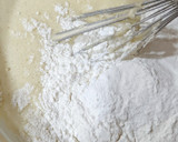 Foto del paso 2 de la receta: Bizcocho clásico de naranja