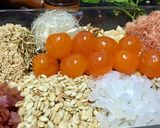 Hình bước làm 4 của món Bánh Trung Thu Nướng Nhân Thập Cẩm Vi Cá Thịt Lạp