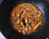 Foto langkah ke 3 dari resep Terong Udang Tumis Aceh.