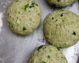 A picture of step 5 of Broccoli & Paneer Paratha.