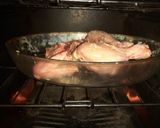 Foto del paso 1 de la receta: Pollo a la mostaza y vino en cocción lenta con papa y cebolla