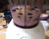 Foto langkah ke 1 dari resep Smoothie Pisang Mixberries.