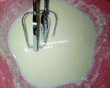 A picture of step 8 of Chocolate cake with whip cream.