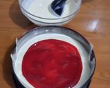 Foto del passaggio 17 della ricetta Cheesecake San Valentino con cioccolato bianco e gelée di lamponi