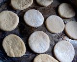 Foto del paso 3 de la receta: Galletitas con chocolate y coco caseras 💛🍪🍫