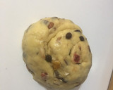 Foto del paso 4 de la receta: Pan dulce tradicional y pan dulce con chips y almendras