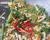 Foto langkah ke 2 dari resep Isi Piringku-Tumis Tempe Buncis Lada Hitam.