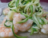 Foto del paso 7 de la receta: Fideos de calabacín con gambas al ajillo