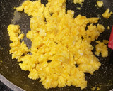 Foto del paso 2 de la receta: Revuelto de huevo con calabaza