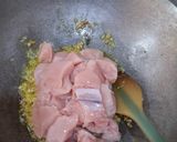 Foto langkah ke 2 dari resep Asam Manis Udang Ayam.