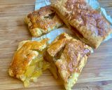 A picture of step 5 of Pineapple and apple pie 🥧 🍍 🍏.