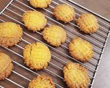क्रनची मॅगो कुकीज (crunchy mango cookies recipe in marathi) रेसिपी स्टेप 6 फोटो 
