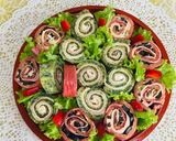 Foto del paso 6 de la receta: Rollitos de omelette al Horno con Espinaca y Beterraga Relleno de Jamón Queso Aceitunas !