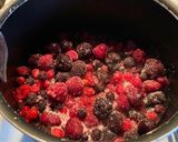 Une image de l'étape 1 de Mousse fruits rouges.