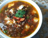 Foto langkah ke 7 dari resep Sup Merah Rumput Laut Tahu.