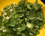 રાજકોટના પ્રખ્યાત ગ્રીન પુડલા(Green onion chilla recipe in gujarati) રેસીપી સ્ટેપ2ફોટો