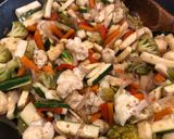 Foto del paso 7 de la receta: Verduras salteadas estilo oriental con quinoa