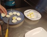 Foto del paso 2 de la receta: Huevos rellenos