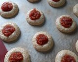 Foto del paso 3 de la receta: Pepas de coco y membrillo sin tacc💕