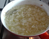 Foto del paso 1 de la receta: Judías verdes en conserva salteadas con gambas y pechuga de pollo