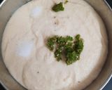A picture of step 4 of Dahi vada.
