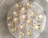 Foto langkah ke 4 dari resep Dimsum Telur Puyuh.