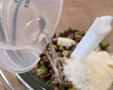Une image de l'étape 5 de Pesto de Pistaches.