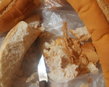 Foto del paso 1 de la receta: Budín de pan 2 versiones con pasas y solo 😋