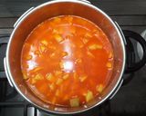 Paprikás krumpli kolbásszal recept fázis 3 fotója