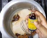 A picture of step 2 of Caramel sauce.