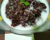 Foto langkah ke 4 dari resep Bubur ketan item siram santan.
