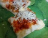 A picture of step 6 of Pocket pizza.
