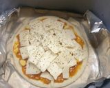 Foto langkah ke 2 dari resep Mini Pizza Express cocok untuk bekal sekolah.