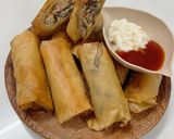 Hình bước làm 3 của món Chả giò thịt tôm và rau củ
